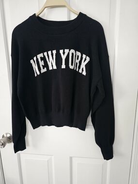 FOREVER 21 SWEATER